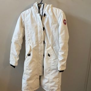 Canada goose kids L 14-16 (fits more of a 12 year old)